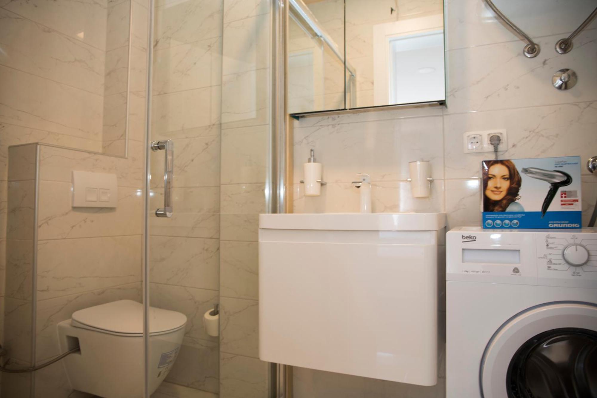 Kovac Riverfront Apartments Мостар Экстерьер фото